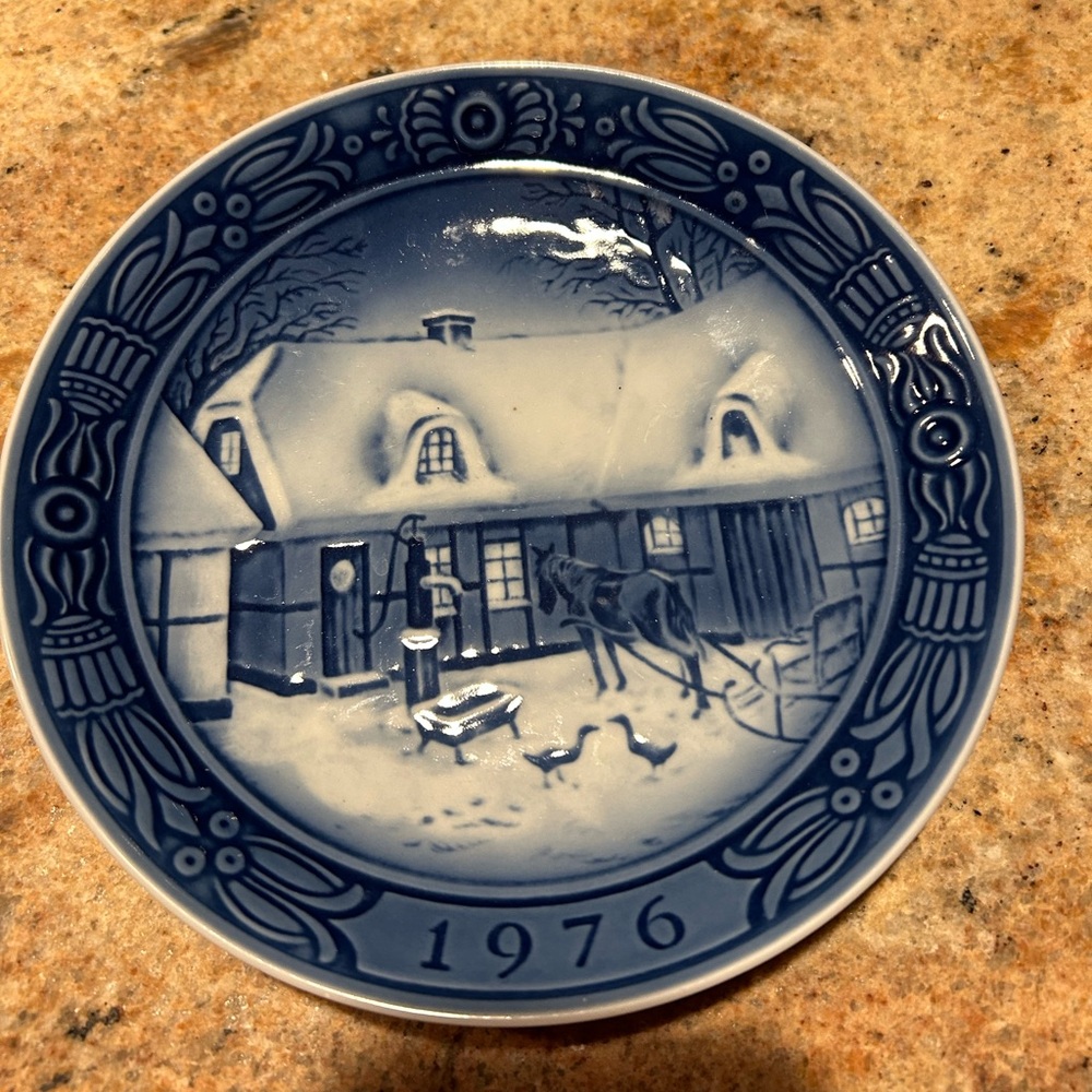 Georg Jensen Inc Vtg Porcelain Plate 1976
Date stamped 3/22-76 Made in Denmark
